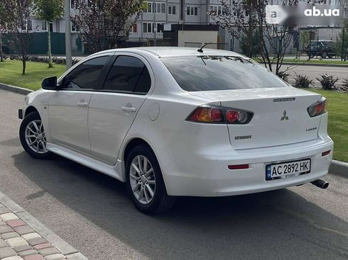 Mitsubishi Lancer 2015 - фото 4