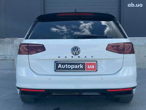 Volkswagen passat b8 2019 белый - фото 15