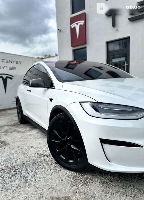 Tesla Model X 2021 - фото 2