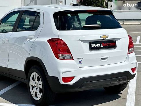 Chevrolet Trax 2017 - фото 11