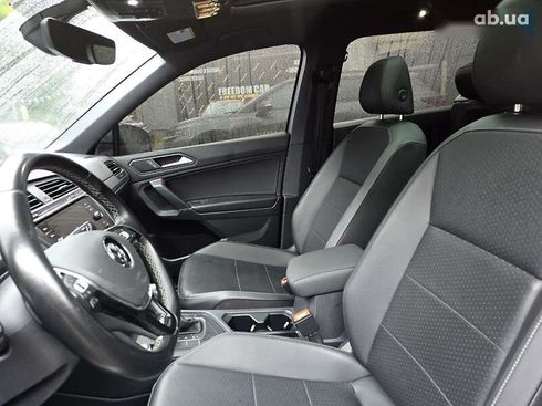Volkswagen Tiguan 2020 - фото 10