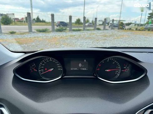 Peugeot 308 2016 - фото 14