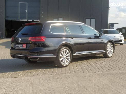 Volkswagen Passat 2019 черный - фото 10
