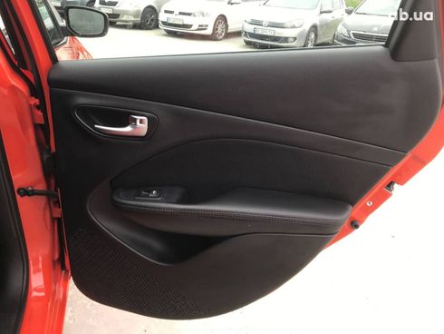 Dodge Dart 2015 оранжевый - фото 9