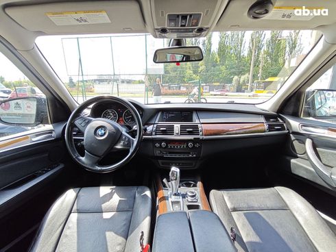 BMW X5 2010 оранжевый - фото 16