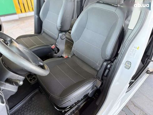 Peugeot Partner 2016 - фото 12