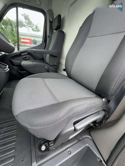 Renault Master 2021 - фото 18