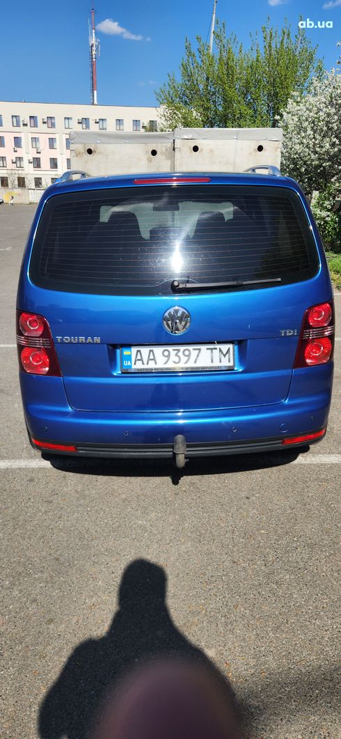 Volkswagen Touran 2008 синий - фото 8