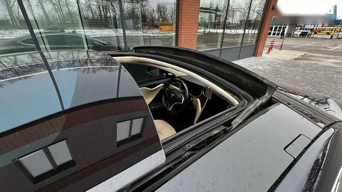 Tesla Model S 2015 - фото 24