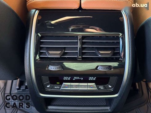 BMW X7 2022 - фото 24