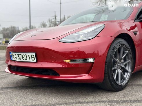 Tesla Model 3 2022 - фото 3