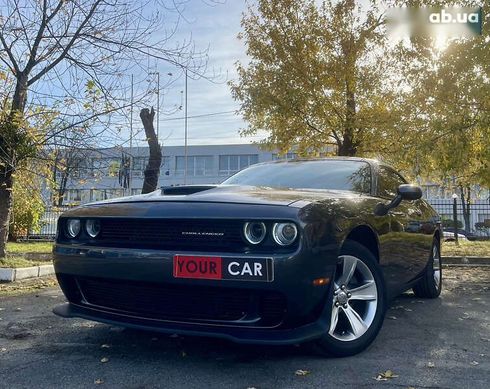Dodge Challenger 2020 - фото 13