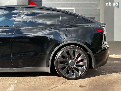 Tesla Model Y 2022 - фото 7