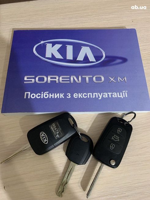 Kia Sorento 2011 черный - фото 11