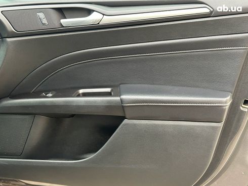 Ford Fusion 2016 серый - фото 32