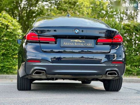 BMW 5 серия 2020 - фото 14