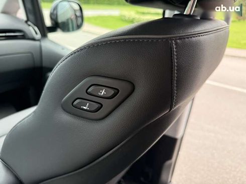 Hyundai Staria 2021 - фото 25