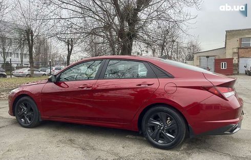 Hyundai Elantra 2023 - фото 18