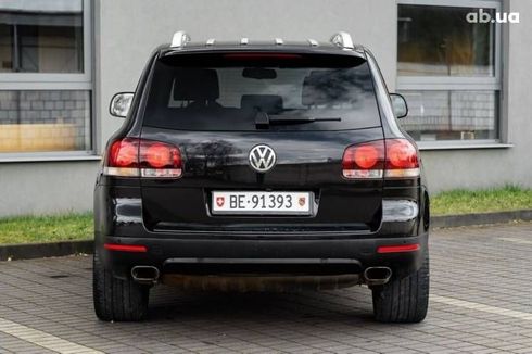 Volkswagen Touareg 2008 черный - фото 10