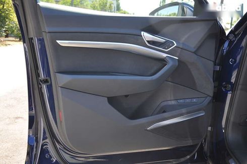 Audi E-Tron 2022 - фото 24