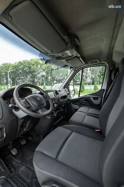 Renault Master 2018 - фото 18