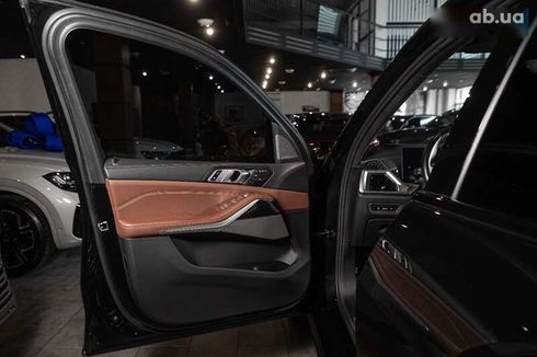 BMW X7 2023 - фото 11