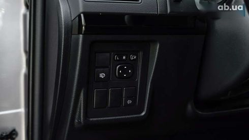 Toyota Land Cruiser Prado 2023 - фото 17
