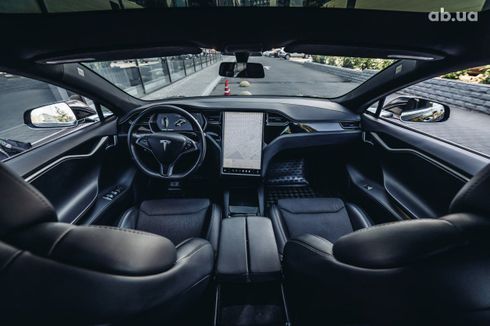 Tesla Model S 2018 черный - фото 8