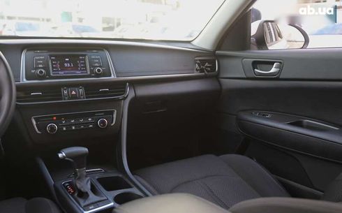 Kia Optima 2016 - фото 11