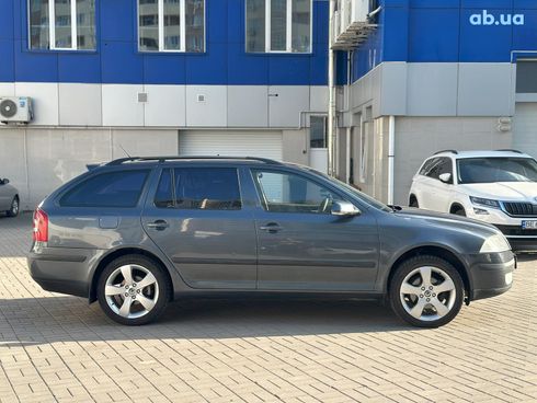 Skoda Octavia 2008 серый - фото 6