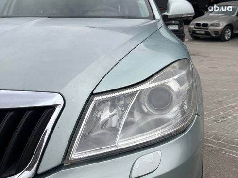 Skoda octavia a5 2011 зеленый - фото 3