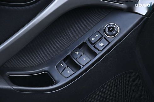 Hyundai Elantra 2012 - фото 17