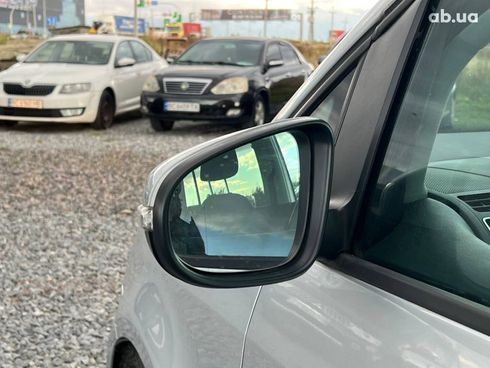 Volkswagen Touran 2012 серый - фото 13