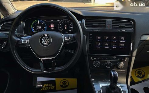 Volkswagen e-Golf 2018 - фото 13