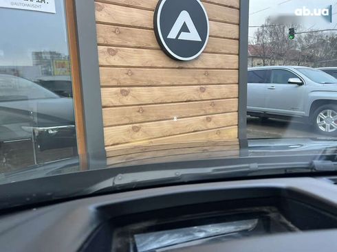 Mazda 3 2020 - фото 15