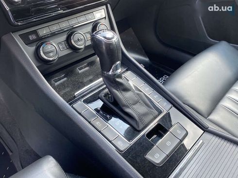 Skoda Superb 2015 - фото 9