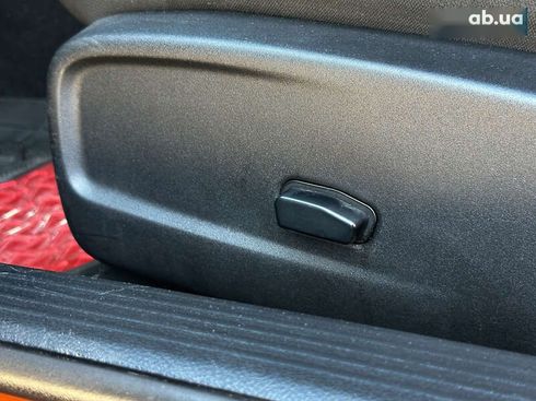 Dodge Challenger 2020 - фото 18