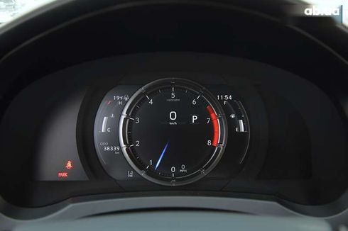 Lexus IS 2021 - фото 16
