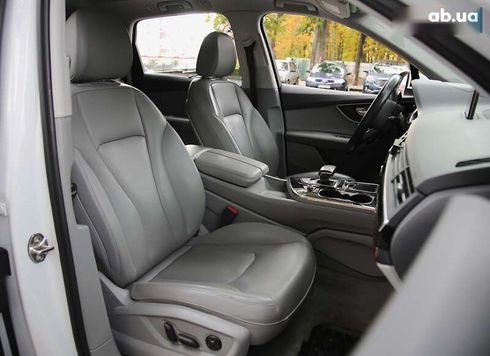Audi Q7 2017 - фото 12