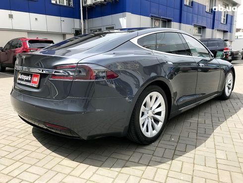 Tesla Model S 2016 серый - фото 5
