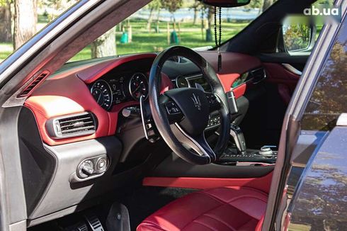 Maserati Levante 2021 - фото 23