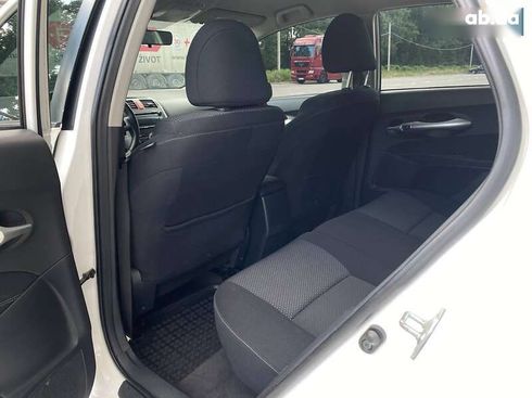 Toyota Auris 2011 - фото 20