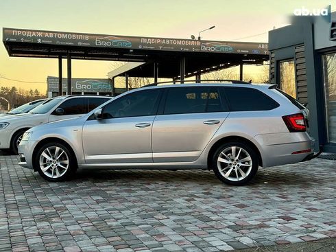 Skoda Octavia 2018 - фото 8