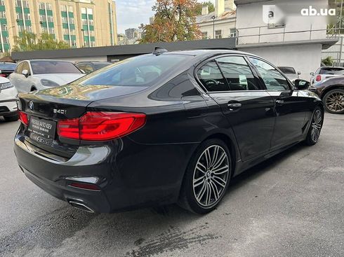 BMW 540 2017 - фото 25