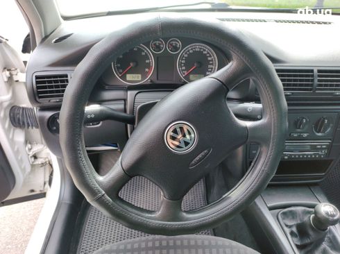 Volkswagen Passat 2000 белый - фото 17
