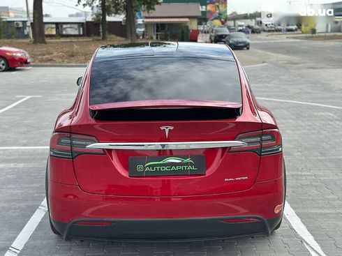 Tesla Model X 2020 - фото 10