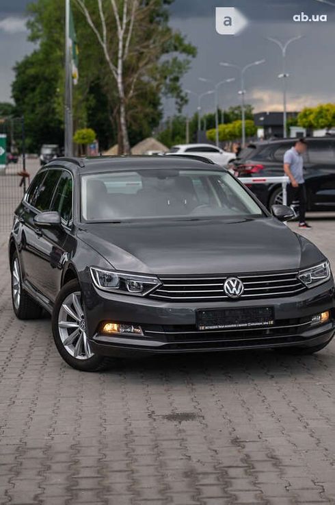 Volkswagen Passat 2017 - фото 5