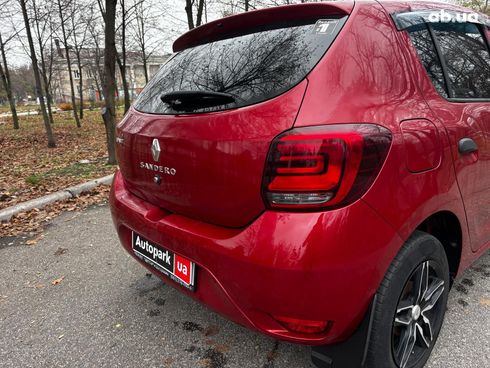 Renault Sandero 2020 красный - фото 29