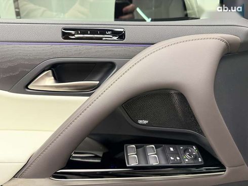 Lexus LX 2022 - фото 19