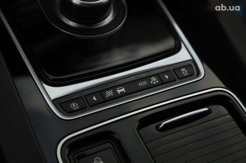 Jaguar F-Pace 2017 - фото 17